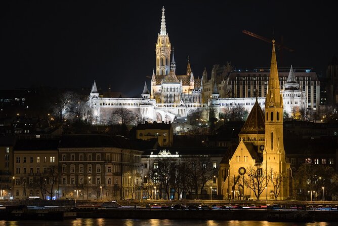 10PM Budapest Danube Cruise with Live Music & Food or Drinks - A 10pm view of Budapest from the Danube