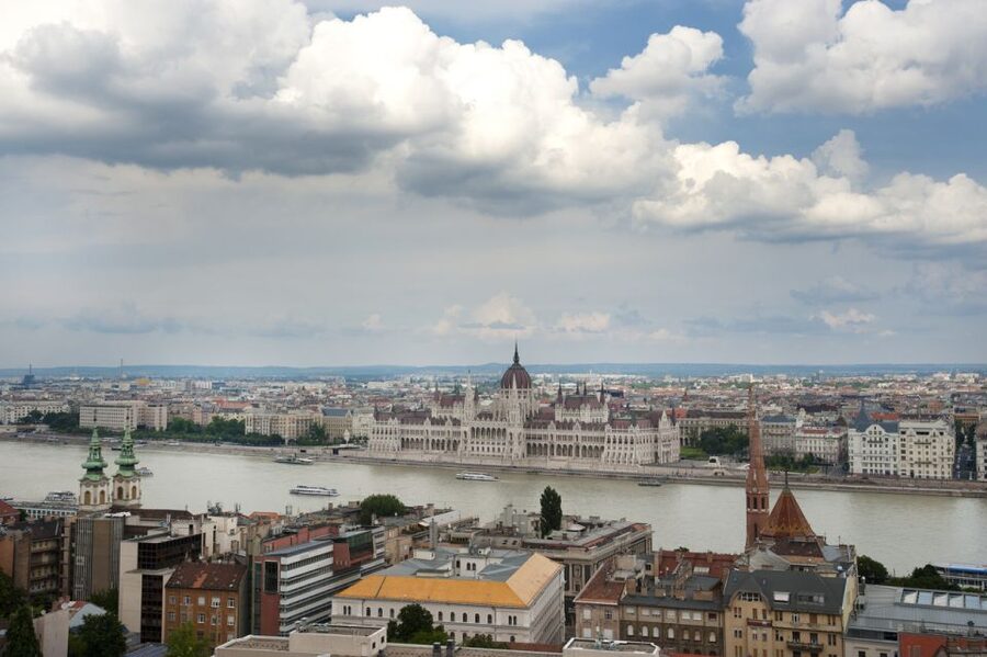 3-Hour Orientation Walking Tour of Buda and Pest - Matthias Church and the Buda views