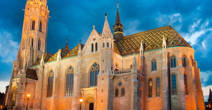3-Hour Orientation Walking Tour of Buda and Pest - How the guides shape the experience