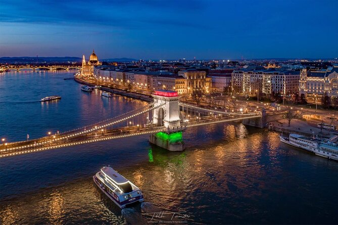 4 Course Dinner Cruise with Operetta, Folk Show and Welcome Drink - The Danube route and its best views