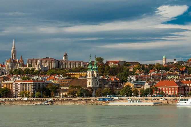 4 hours long private walking tour in Budapest - The Hungarian State Opera House