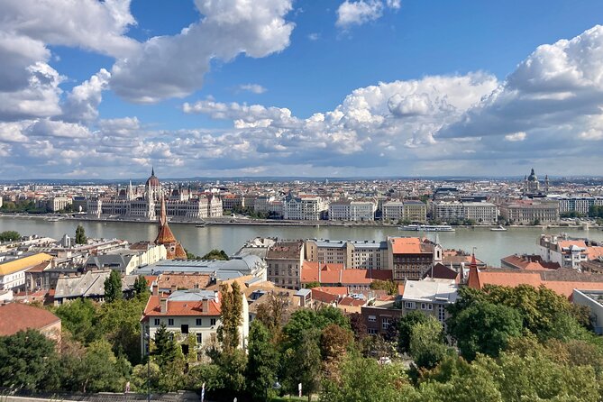 8-hour private Budapest city tour by car / minivan - Who should book this Budapest tour?