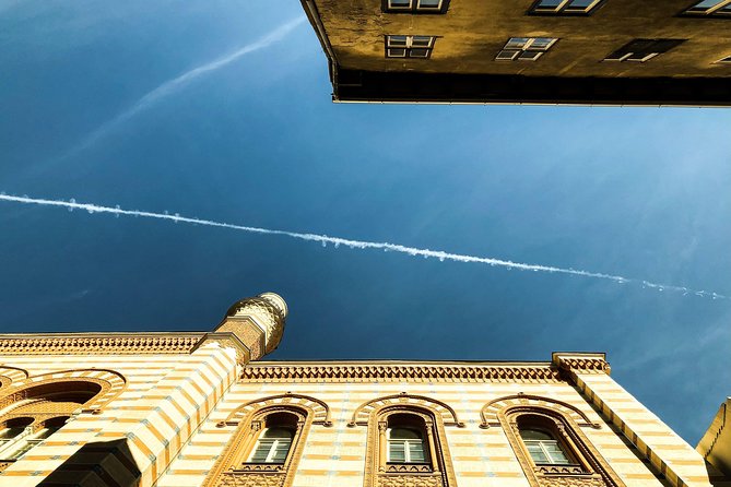 A Journey through Jewish Budapest - Walking Tour - Rumbach Street and the Status Quo Ante tradition