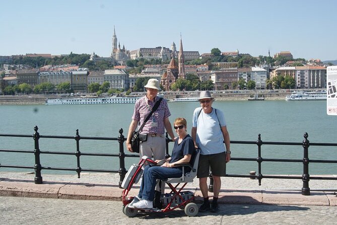 Accessible Budapest Tour - Matthias Fountain and Sándor Palace