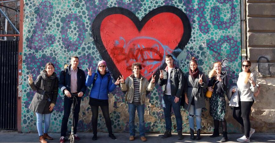 Alternative Budapest Walking Tour - Walking through the Jewish district and Seventh District