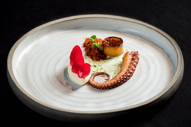 Audio visual multi-sensory chefs journey dinner experience - How the 2.5-hour world journey works