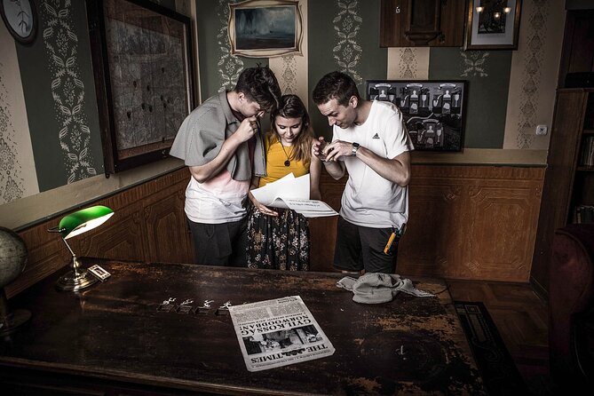 Be a movie star! Film Tour, Escape room, in Budapest and Etyek - Korda Filmpark: from movie fan to movie actor