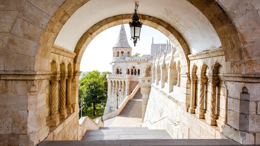 Best of Budapest: Private Walking Tour with a Local - Price, extras, and overall value