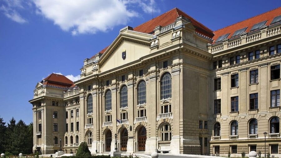 Best of Debrecen: Private Walking Tour with a Local - A relaxed way to meet Debrecen