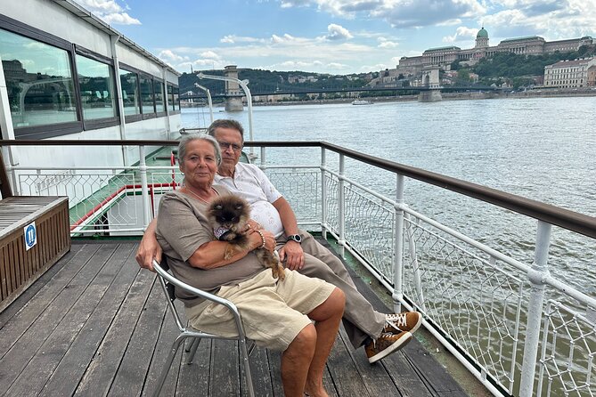 Bottomless Brunch and Cruise with Prosecco in Budapest - Pickup, check-in, and practical details