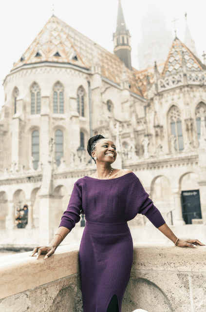 Buda Castle: Private photoshoot with a local guide - What Bence adds to the hour