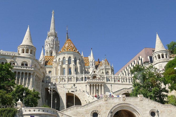 Buda Castle Private Walking Tour: A Kingdom of Many Nations - Sándor Palace and modern Hungary