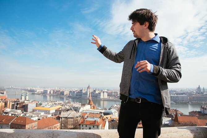 Buda Castle's Secrets with a Historian - Sándor Palace and the working side of Castle Hill