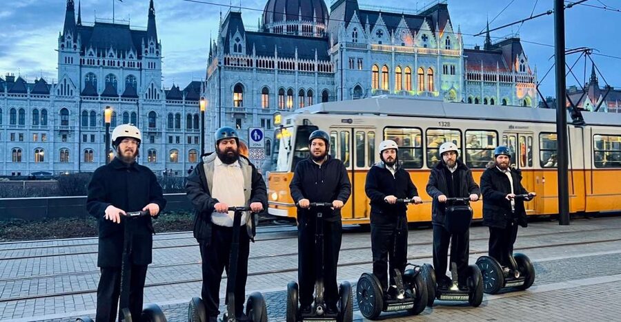 Budapest: 1 Hour Instagram Segway Tour - St. Gerard Sagredo Statue and the Buda-side pause