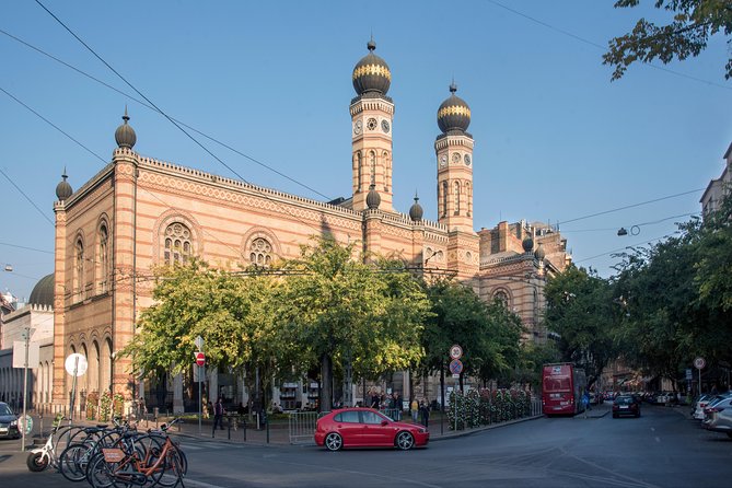 Budapest 3-Hour City Tour - Elisabeth Bridge and the change from Buda to Pest