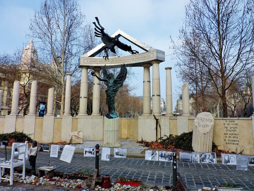 Budapest: 3-Hour Walking Tour About Communism (Small Group) - Reading bullet holes, statues, and everyday details