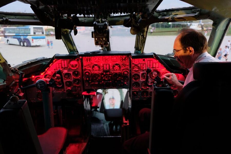Budapest: Aeropark Admission Ticket - Getting There by Bus 200E
