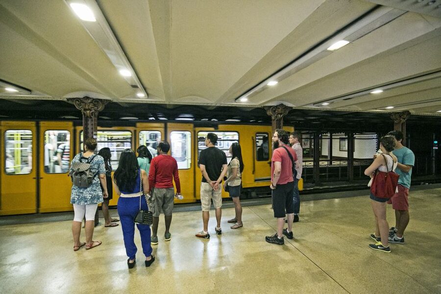 Budapest: All in One Walking Tour with Strudel House Stop - What the $88 price gets you