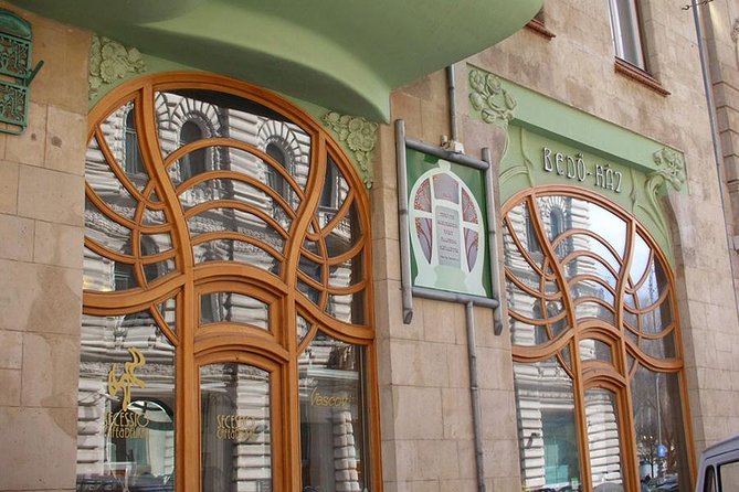 Budapest Art Nouveau Walking Tour - Bedő House and the first look at Hungarian Secession