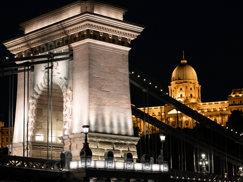 Budapest: BBQ Dinner Cruise w/ Live Music & Unlimited Drinks - My take on the River Diva dinner cruise