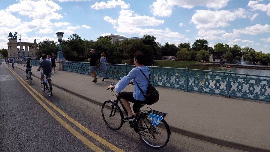 Budapest Bike Tour with a Hungarian Goulash - What the Guides Add