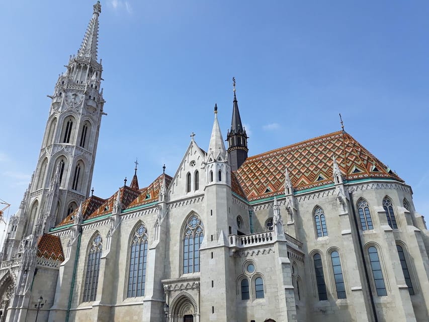 Budapest: Buda Castle Walking Tour & Folk Music Performance - Starting at Holy Trinity Square