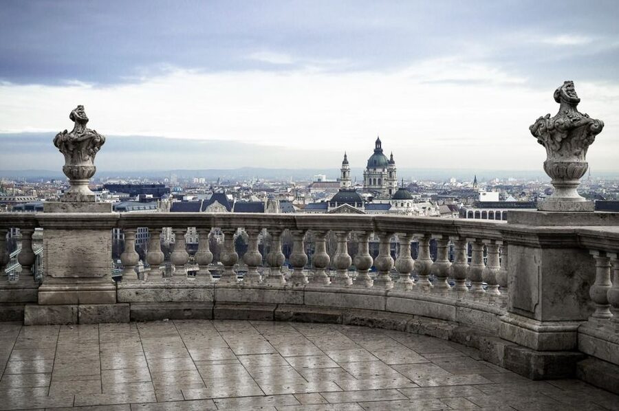 Budapest: Buda Castle Walking Tour in German - Why Buda Castle Hill Deserves Two Hours