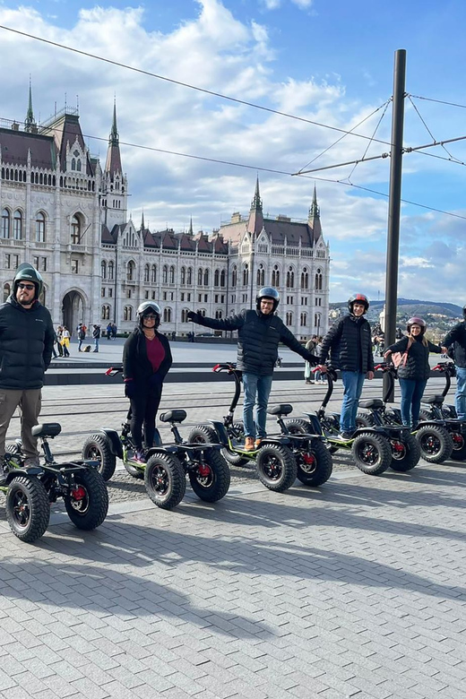 Budapest: Buda Highlights Guided Tour on Electric EZRaider - Family fun without a standard sightseeing bus