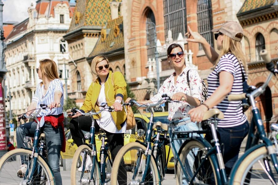 Budapest by Bike - 1 Day Bike Rental (9am-6pm) - Following the Danube at your own pace