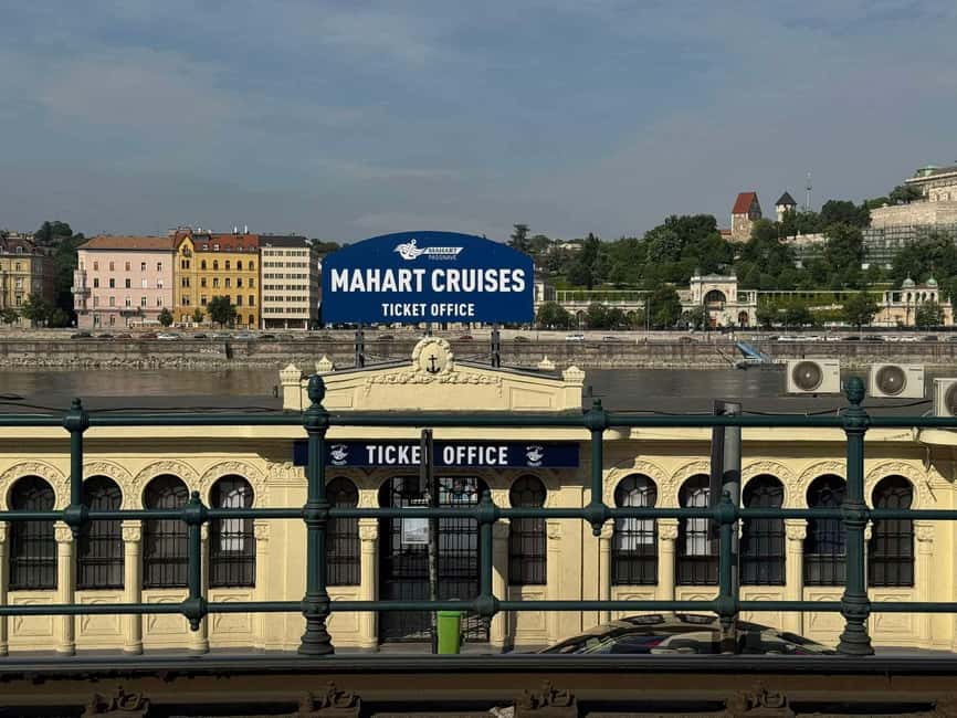 Budapest By Night Sightseeing Cruise - Liberty Bridge and the Great Market Hall
