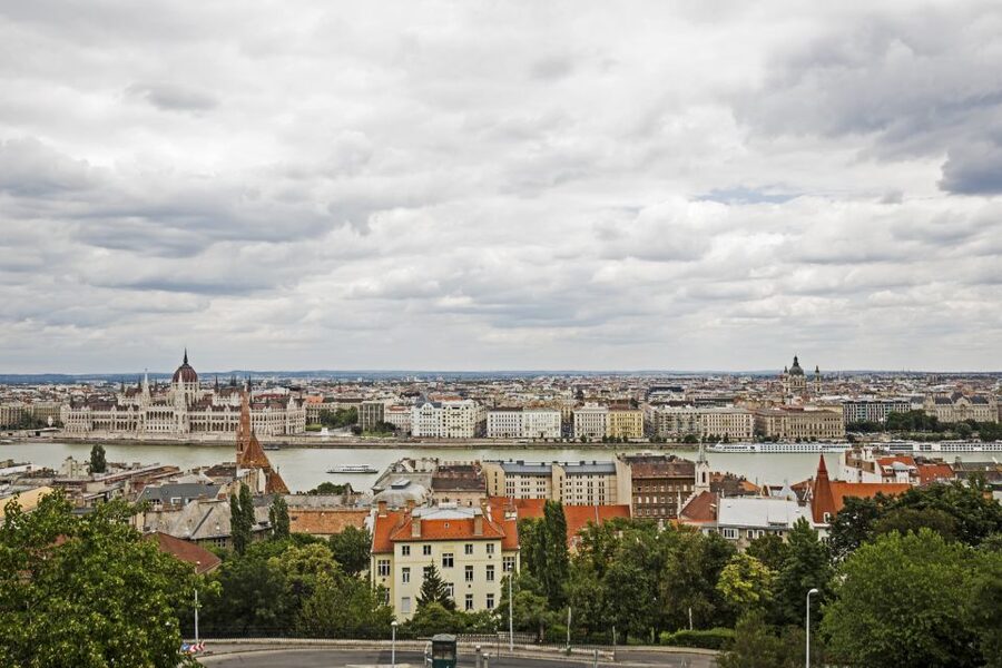 Budapest: Castle District Walk with Matthias Church Entry - Sándor Palace and the working side of Castle Hill