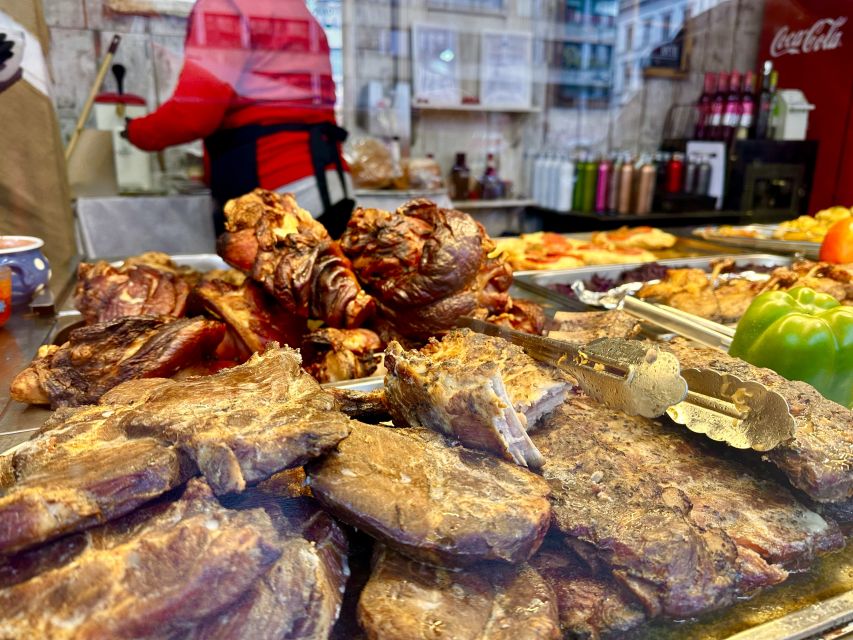 Budapest: Christmas Market Guided Walking Tour with Tastings - Chimney cake, the market’s warm signature treat
