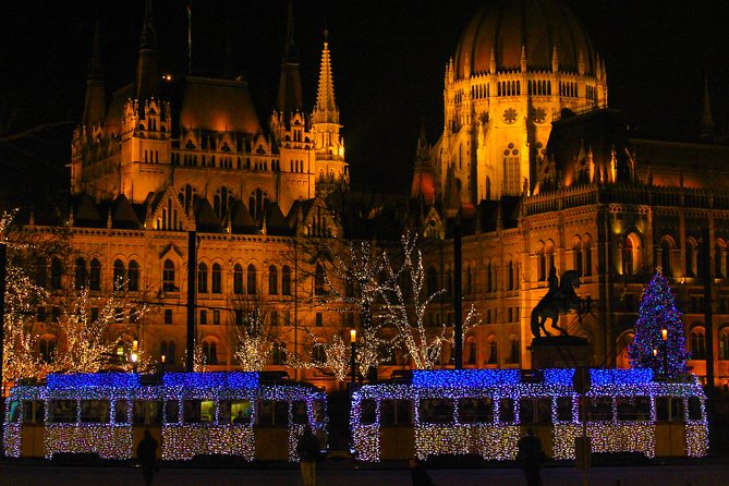 Budapest Christmas Walking Tour & Entry to St Stephen's Basilica - Starting at the Opera House and Andrássy Avenue