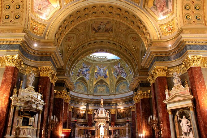 Budapest Christmas Walking Tour & Entry to St Stephen's Basilica - The Danube, Little Princess, and Chain Bridge