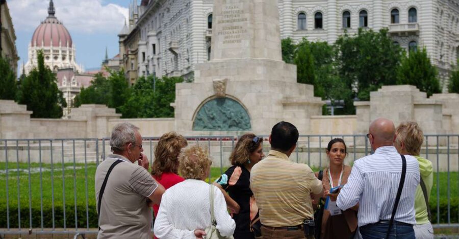 Budapest: City Center Walking Tour - Why this Pest walking tour works well