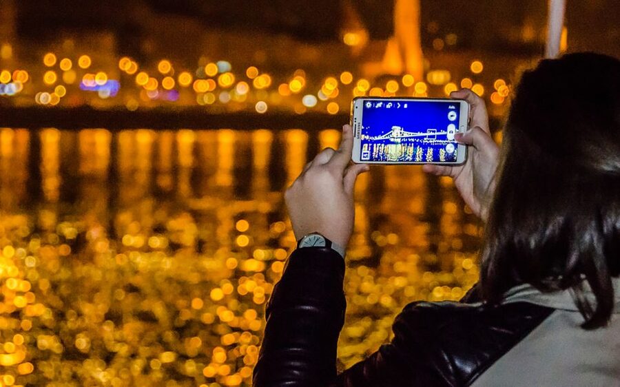 City Highlights Cruise with Welcome Drink