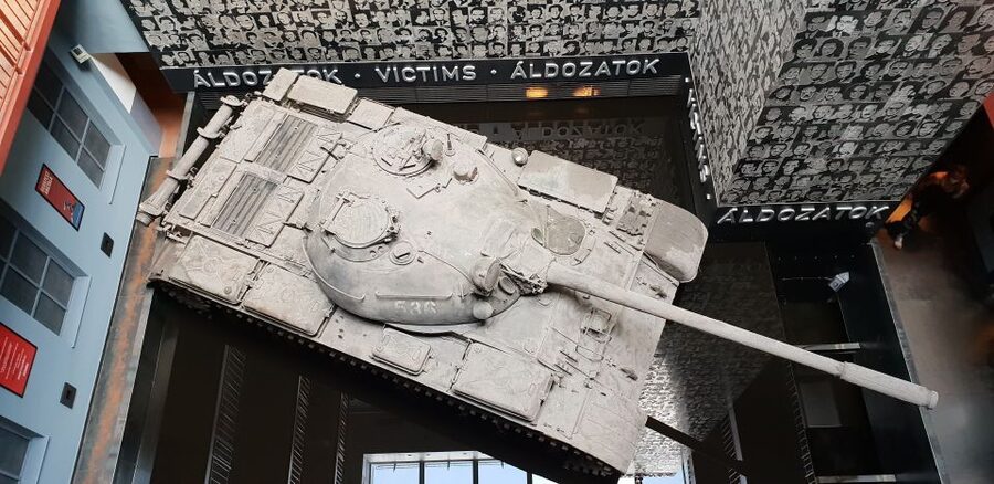 Budapest: Communist History Tour with House of Terror Option - Pace, group size, and practical comfort