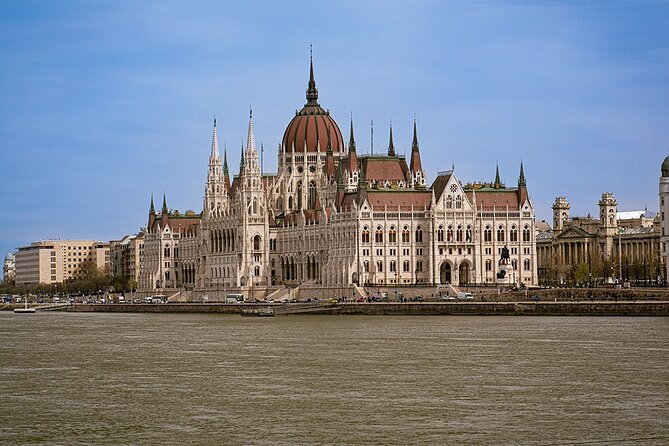 Budapest Danube 1 Hour Sunset or Night Cruise with Audio Guide - Batthyány tér gives you a useful Parliament view