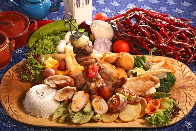 Budapest Danube Bend Full Day Tour with Lunch - Szentendre’s alleys and small art shops