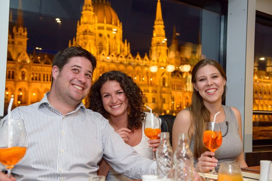 Budapest: Danube Drink and Piano Show - Who Should Book This Cruise