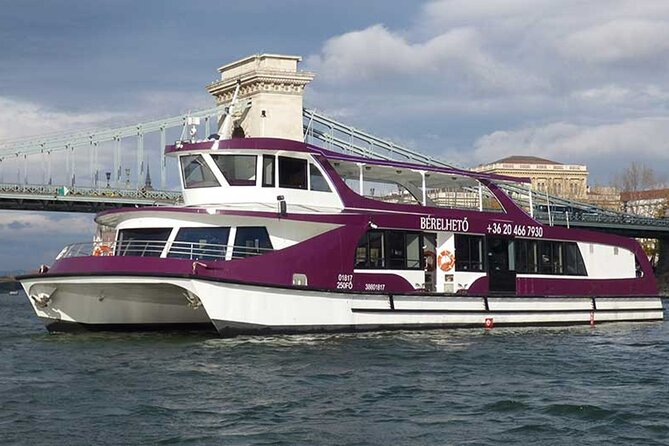 Budapest Danube Pizza Cruise with Welcome Drink - Who will enjoy this most?