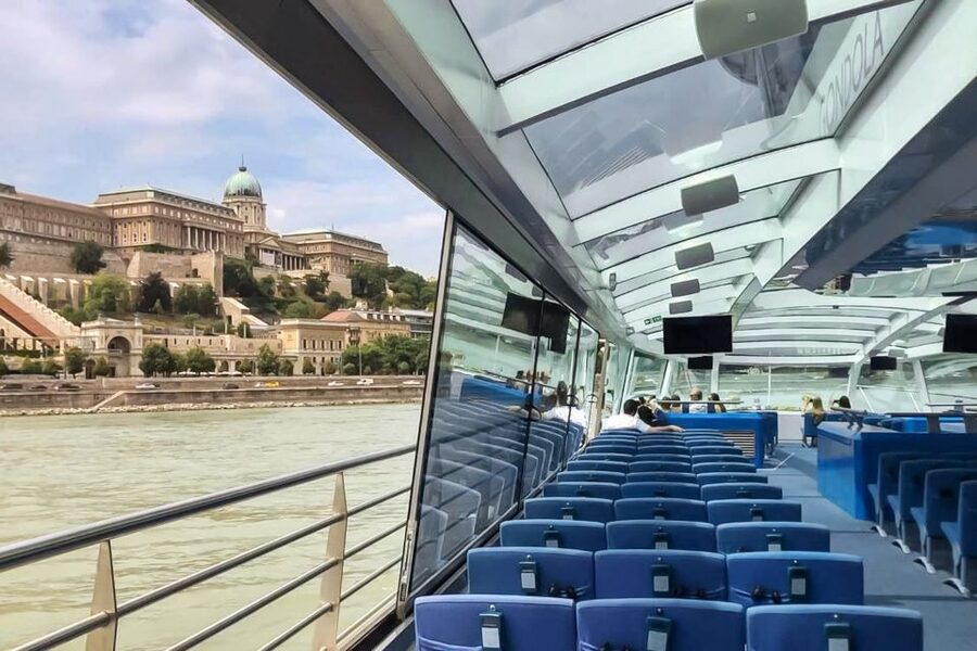 Budapest: Daytime Sightseeing Boat Cruise - Should you book the Budapest daytime boat cruise?