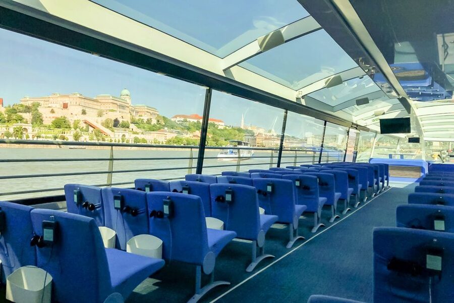 Budapest: Daytime Sightseeing Boat Cruise - Picking the best departure time