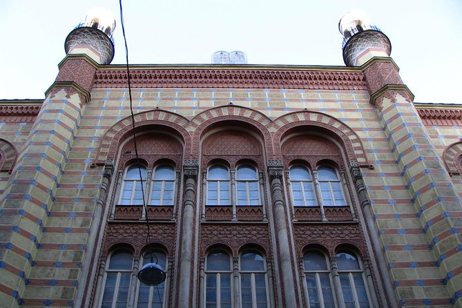 Budapest Dohany, Heroes', Rumbach synagogues & Jewish Ghetto Tour - Remembering Carl Lutz