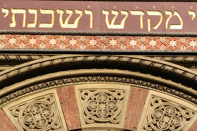 Budapest Dohany Synagogue & Hungarian Jewish Museum & free extras - Timing, meeting point, and group size