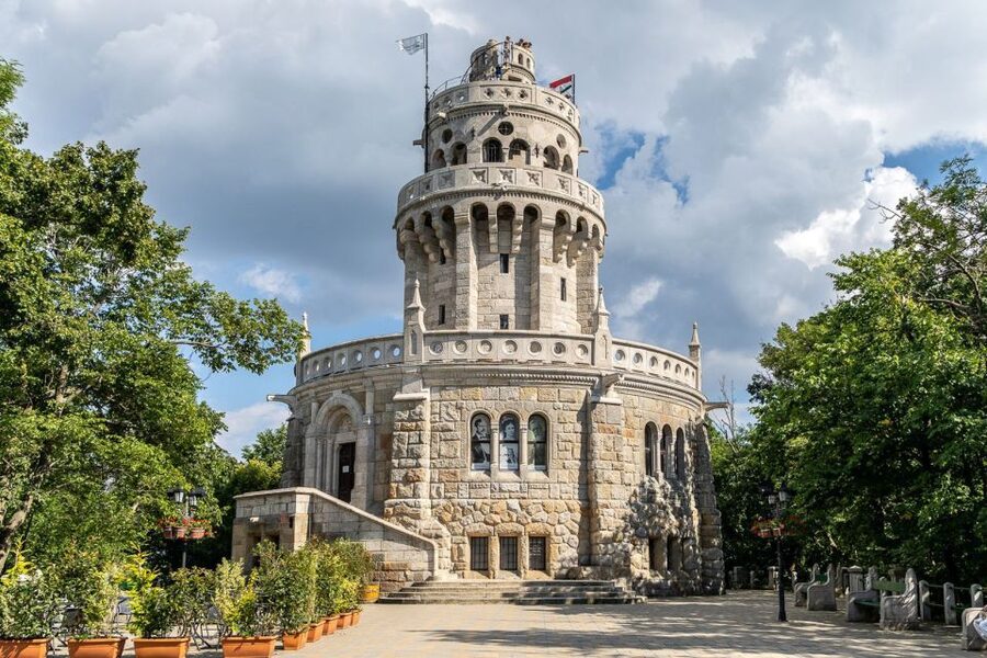 Budapest: Elisabeth Tower Visit by Chairlift & Transport - What the $62 price includes