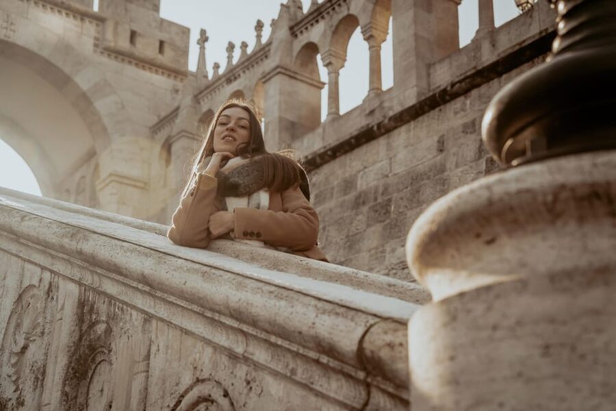 Budapest: Fast Private Photoshoot at Fisherman's Bastion - What the photographer adds to the experience