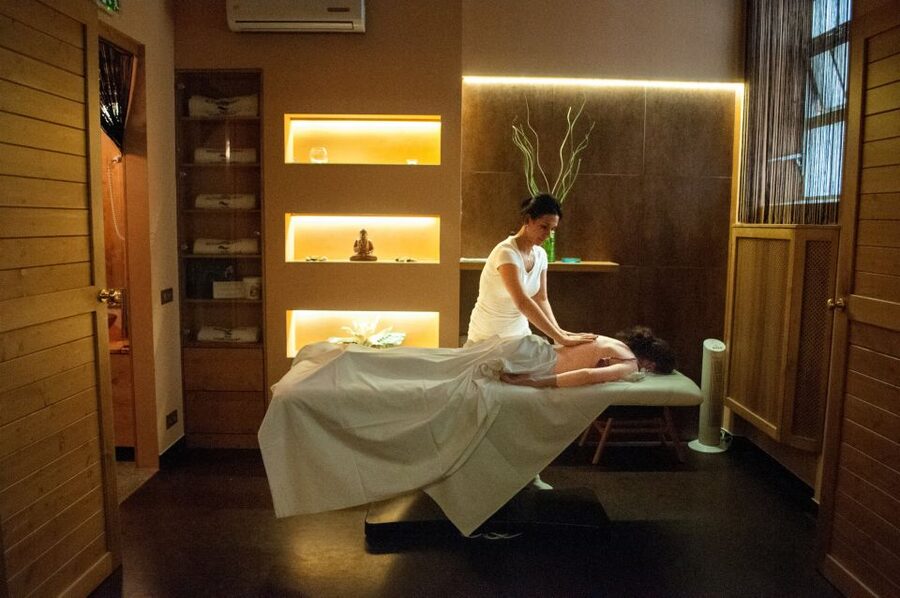 Budapest: Full-Day Gellért Spa Ticket - Is $48 good value?