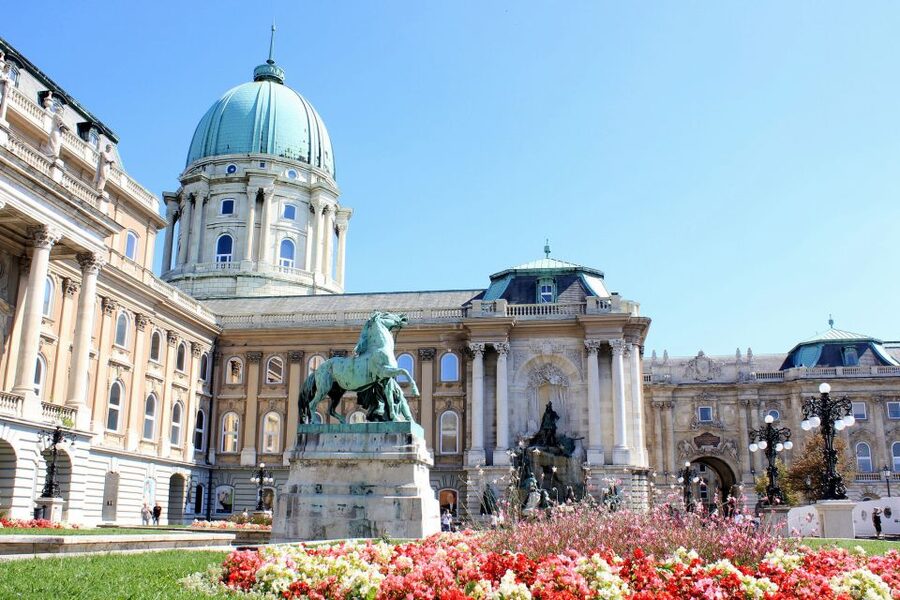 Budapest: Guided City Tour by E-Bike - Who should book, and who should skip it