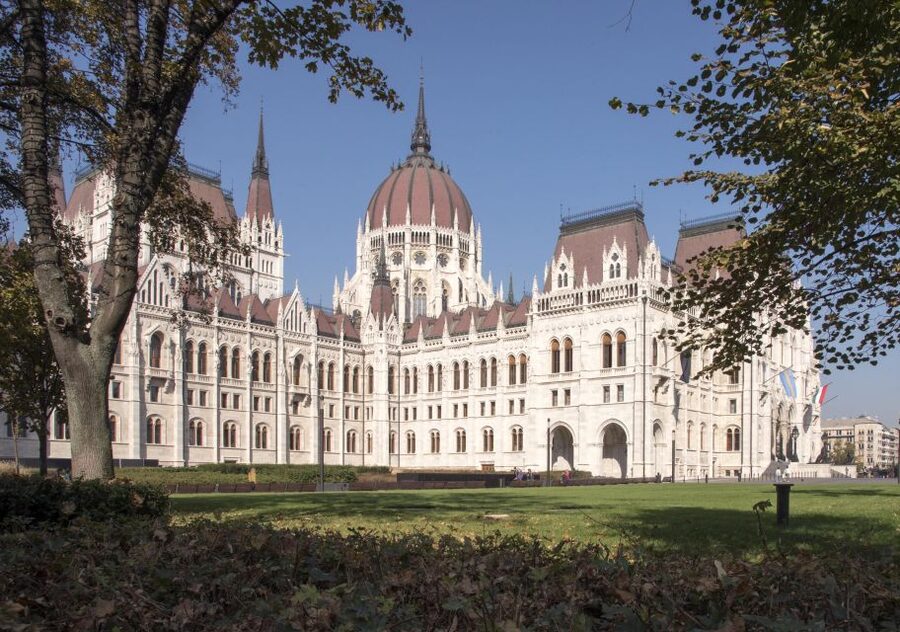 Budapest: Guided Walking Tour of Pest - Key points to know before you book